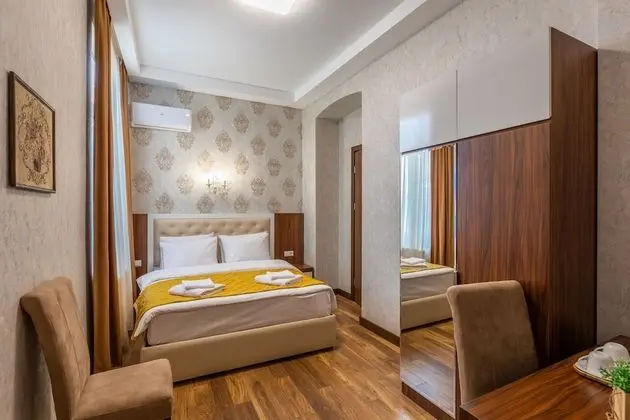 Standard Tek Büyük Yataklı Oda