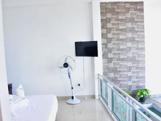 Deluxe Tek Büyük Yataklı Oda, 1 Çift Kişilik Yatak, Havuz Kullanımı, Dağ Manzaralı