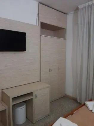 Standard Tek Büyük veya İki Ayrı Yataklı Oda, Balkon