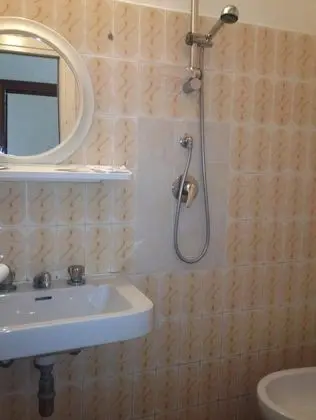Standard Tek Büyük veya İki Ayrı Yataklı Oda, Balkon