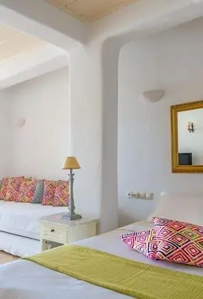 Dört Kişilik Oda, Deniz Manzaralı