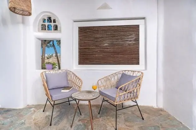 Dört Kişilik Oda, Deniz Manzaralı