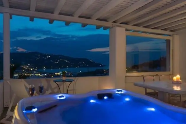 Residence with Jacuzzi