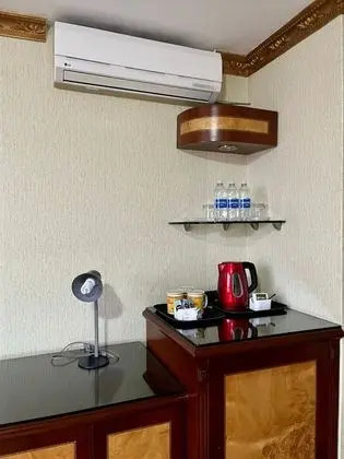 Üç Kişilik Oda