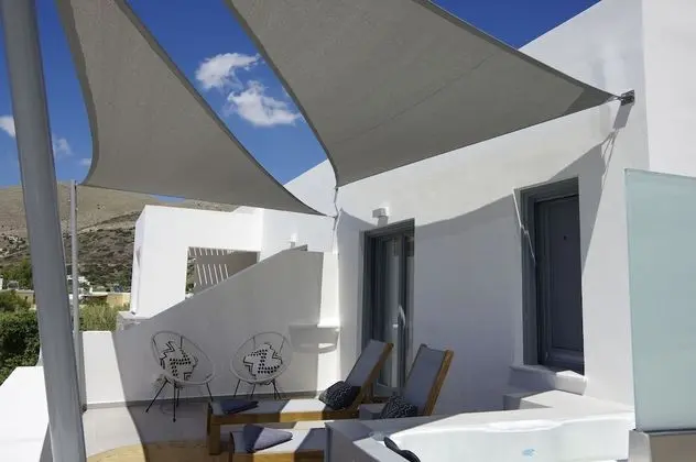 King Suite with Jacuzzi, Sea view (105)