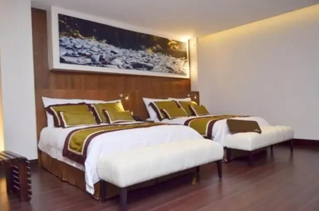 Deluxe Üç Kişilik Oda