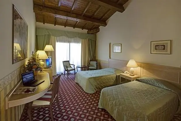 Büyük Yataklı Tek Kişilik Oda, 1 Büyük (Queen) Boy Yatak