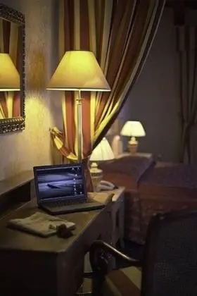 Standard Tek Büyük veya İki Ayrı Yataklı Oda