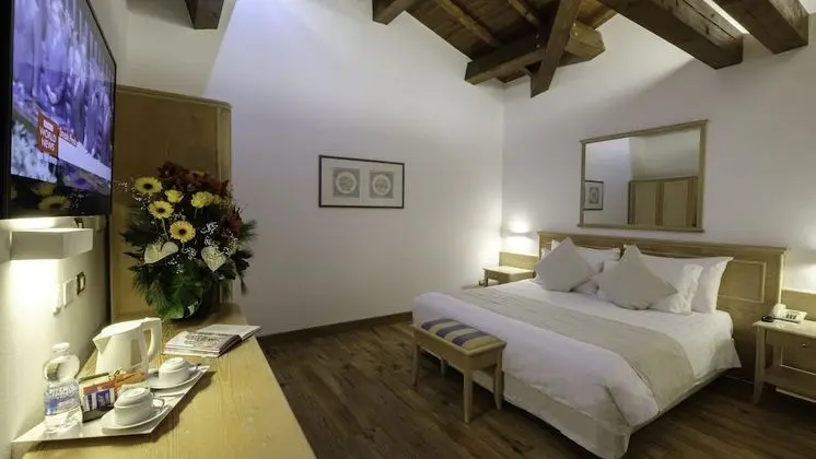 Standard Tek Büyük veya İki Ayrı Yataklı Oda