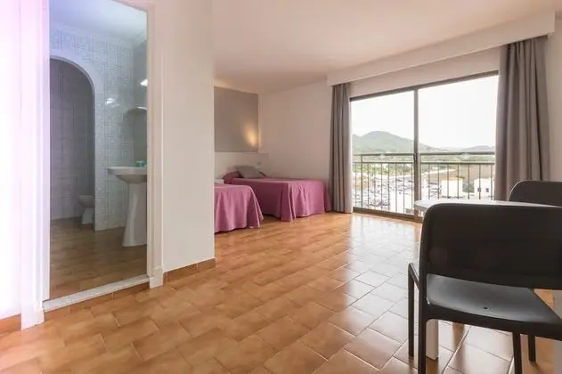 Stüdyo, 2 Tek Kişilik Yatak