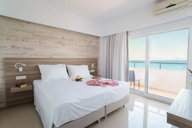 Deluxe Stüdyo, Deniz Manzaralı
