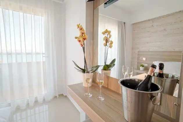 Deluxe Stüdyo, Deniz Manzaralı