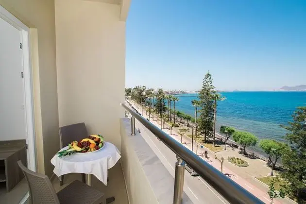 Deluxe Stüdyo, Deniz Manzaralı
