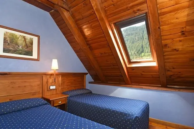 Üç Kişilik Oda (Attic 3 PAX)