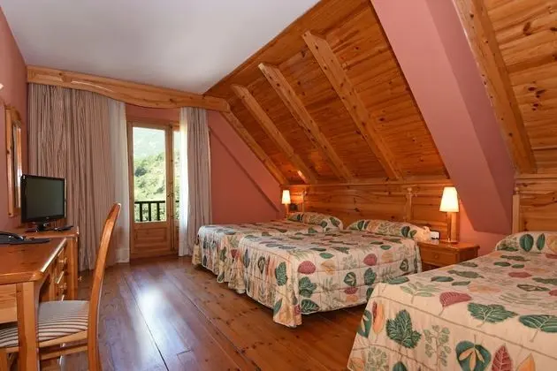 Üç Kişilik Oda (Attic 3 PAX)
