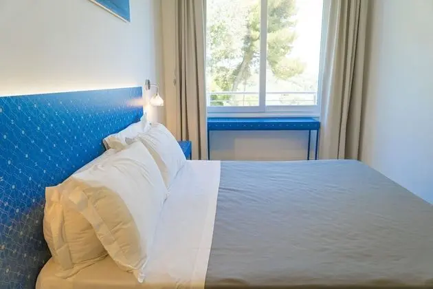 Comfort Tek Büyük Yataklı Oda, Kısmi Deniz Manzaralı
