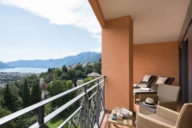 Lifestyle Suite, Lake View