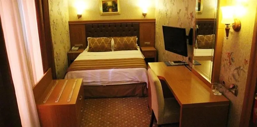 https://imagessl.etstur.com/files/images/hotelImages/TR/50592/l/Orsmaris-Boutique-Hotel-Genel-296204.jpg