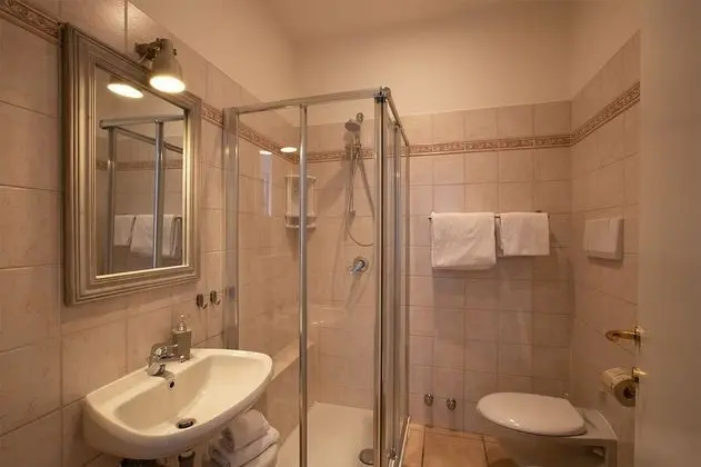 Oda, 1 Tek Kişilik XL Yatak, Özel Banyo, Göl Kenarı