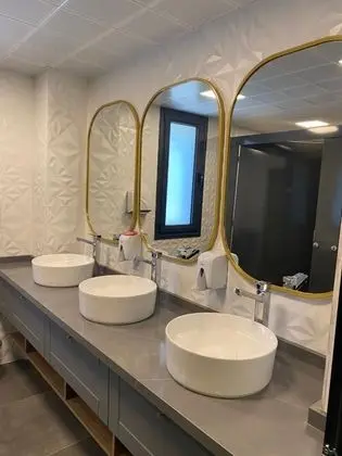 Tek Kişilik, Sokak Manzaralı, Klimalı