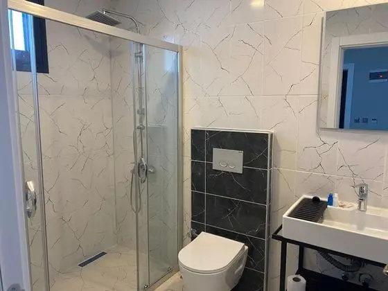 Tek Kişilik, Sokak Manzaralı, Klimalı