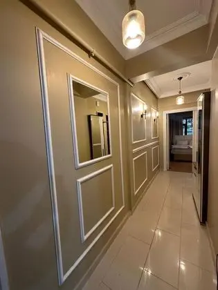 House,bahçe Manzaralı,yemek Masası