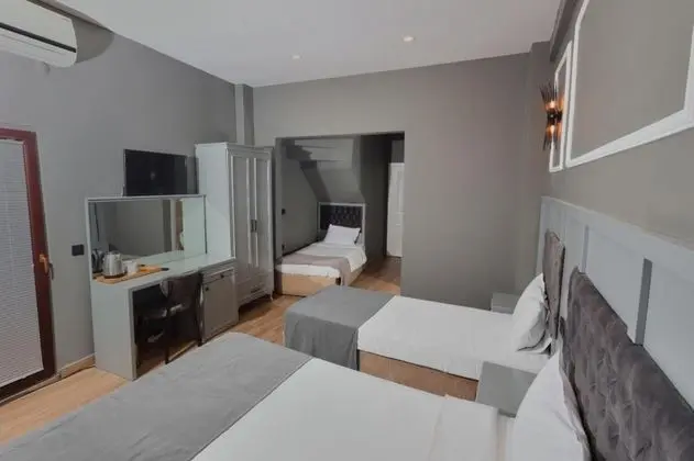 Triple, Şehir Manzaralı, Balkonlu