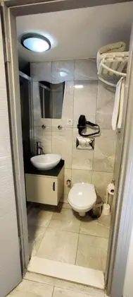 Çift Kişilik, Şehir Manzaralı