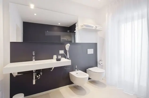Comfort Tek Büyük veya İki Ayrı Yataklı Oda