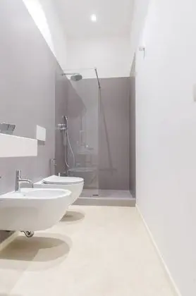 Comfort Tek Büyük veya İki Ayrı Yataklı Oda