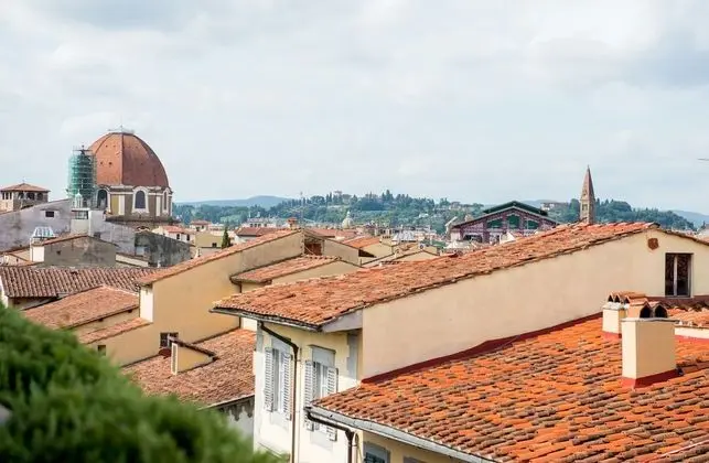 Superior Oda, Balkon