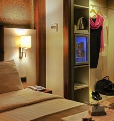 Deluxe Oda, Kısmi Deniz Manzaralı