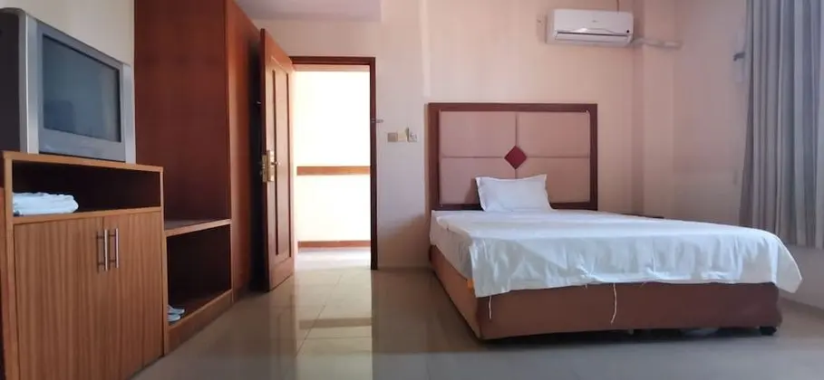 City View King Room