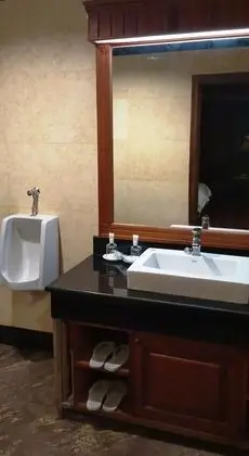 Deluxe City View Business Twin Room