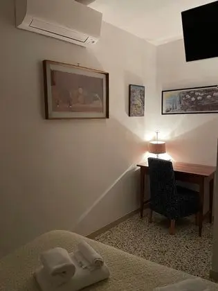 Classic Tek Büyük Yataklı Oda, 1 Büyük (Queen) Boy Yatak