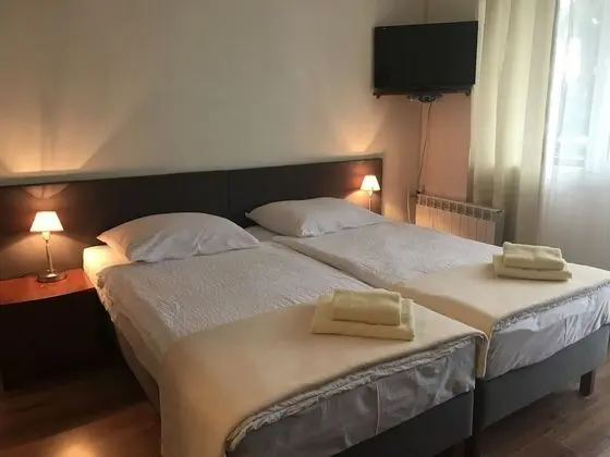 İki Ayrı Yataklı Oda