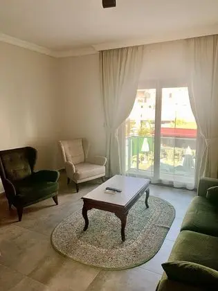 Apartment, Havuz veya Bahçe Manzaralı, Balkonlu