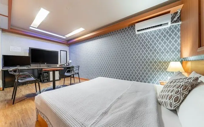 Oda (Special Room)