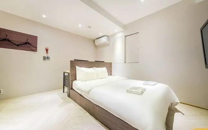 Oda (Semi-Suite room (2PC))