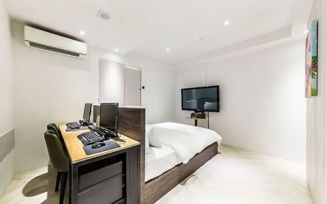 Oda (Semi-Suite room (2PC))