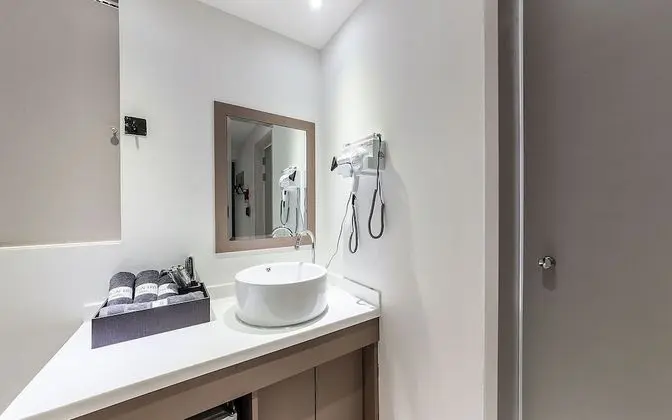 Oda (Semi-Suite room (2PC))