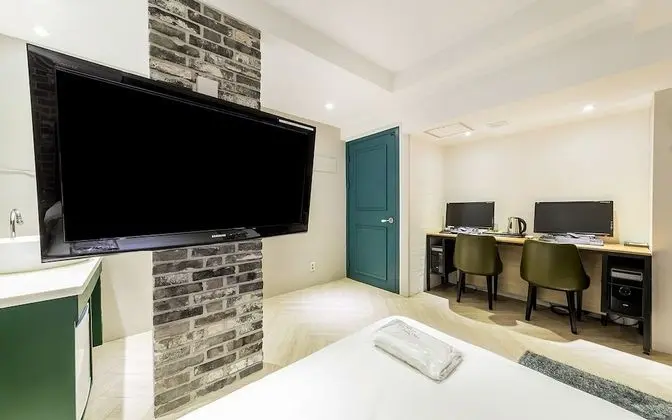 Oda (Semi-Suite room (2PC))