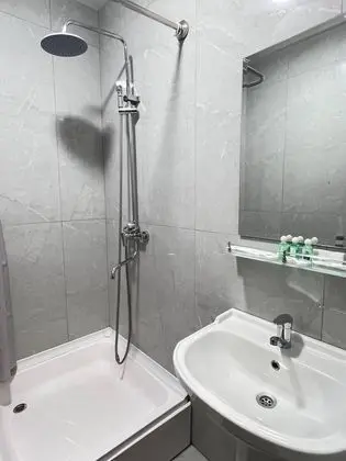 Standard Üç Kişilik Oda, 3 Tek Kişilik Yatak
