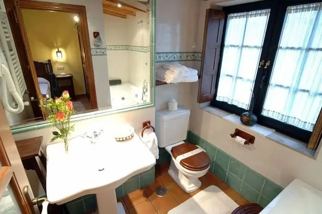 Tek Büyük Yataklı Oda, 1 Büyük (Queen) Boy Yatak, Bahçe Manzaralı