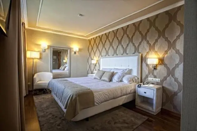 Tek Büyük Yataklı Oda