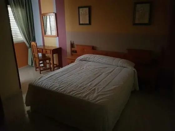 Tek Büyük Yataklı Oda