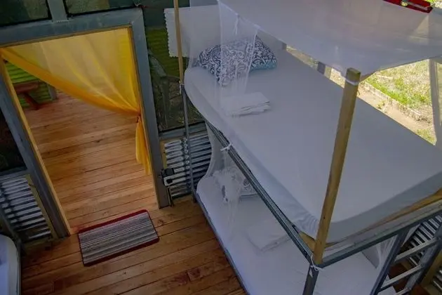16 Bed Mix Dorm Shared Bathroom