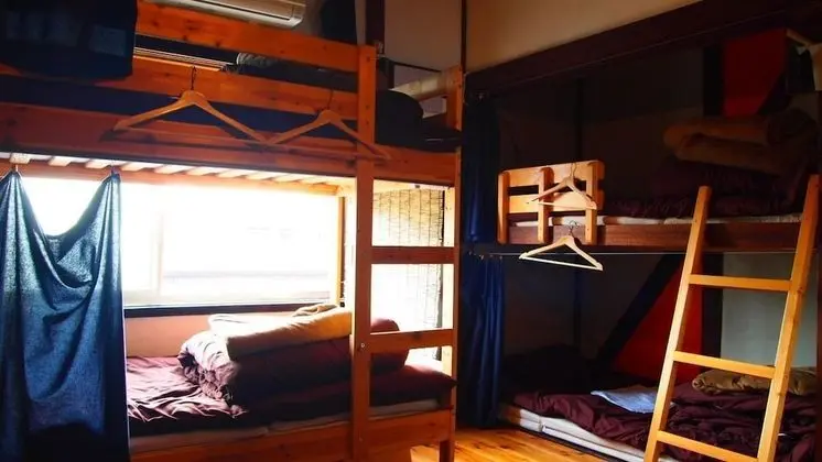 Ortak Ranzalı Oda, Sadece erkekler için (15 minutes from Namba by train)