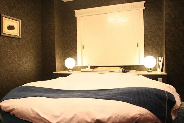 Standard Tek Büyük Yataklı Oda (After 8pm Check-in & one night only)