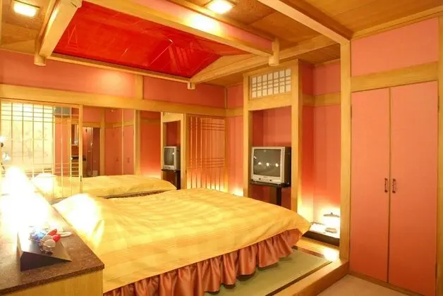 Standard Tek Büyük Yataklı Oda, Sigara İçilebilir (Love Hotel)